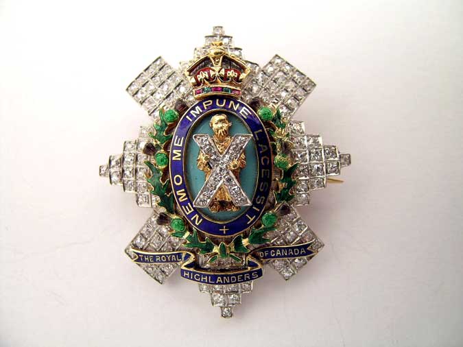 royal_highlanders_of_canada_badge–_in_diamonds!_c2770001