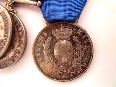 Group Of Six, Major H.h. Burnham