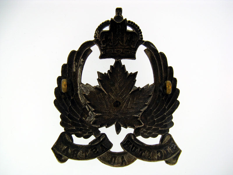 canadian_air_force_cap_badge1920-24_c4110002