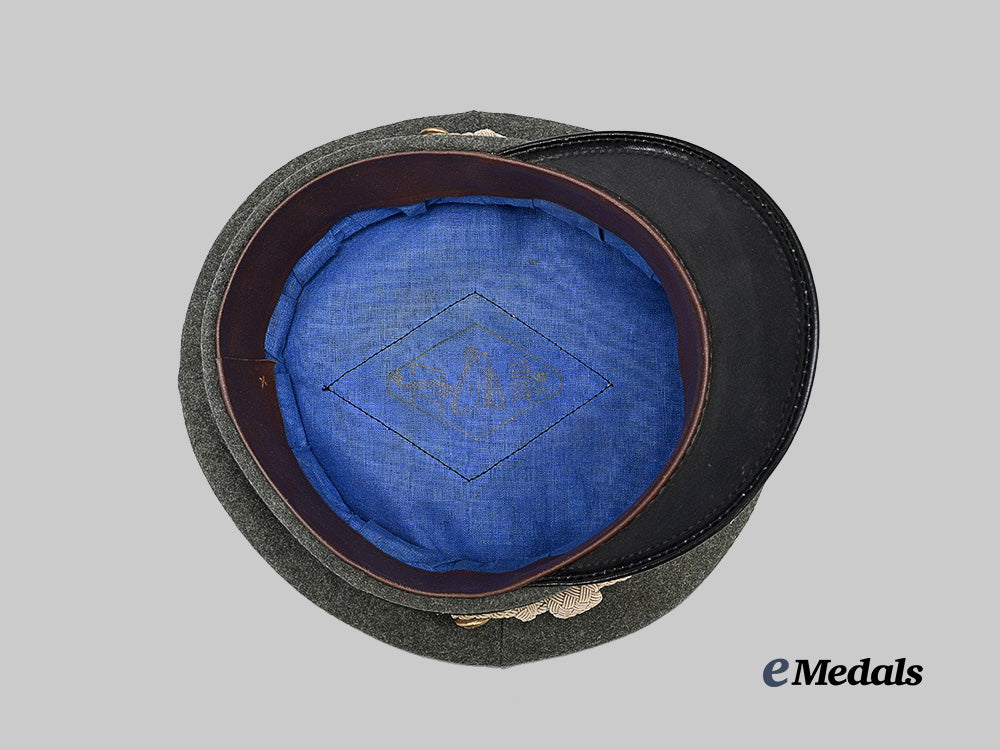 germany,_kriegsmarine._a_coastal_artillery_officer’s_visor_cap,_by_j_s_j_e_medals__g62745_11