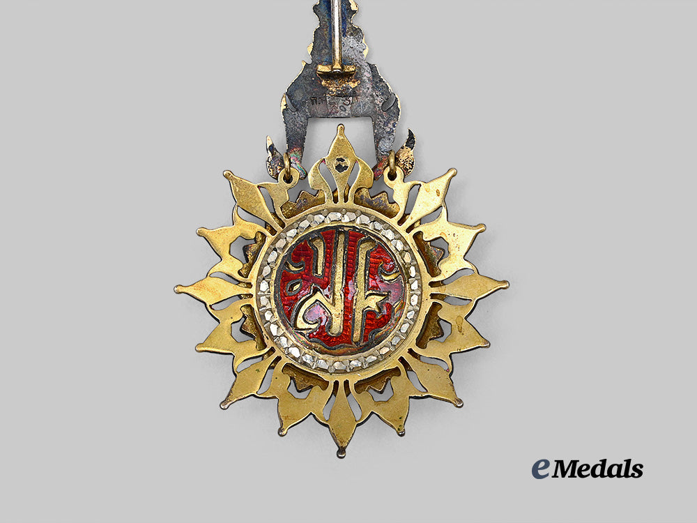 thailand,_kingdom._an_order_of_the_white_elephant,_i_i_i_class_commander_in_case_e_medals__m0625-102_9