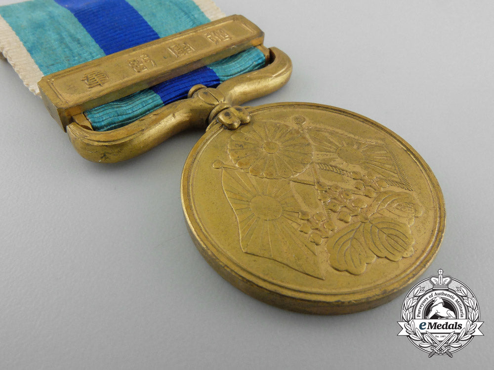a1904-1905_japanese_war_medal_with_case_c_0228