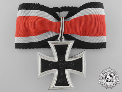 a_german_federal_republic_knight's_cross_of_the_iron_cross;1957_issue_c_0273