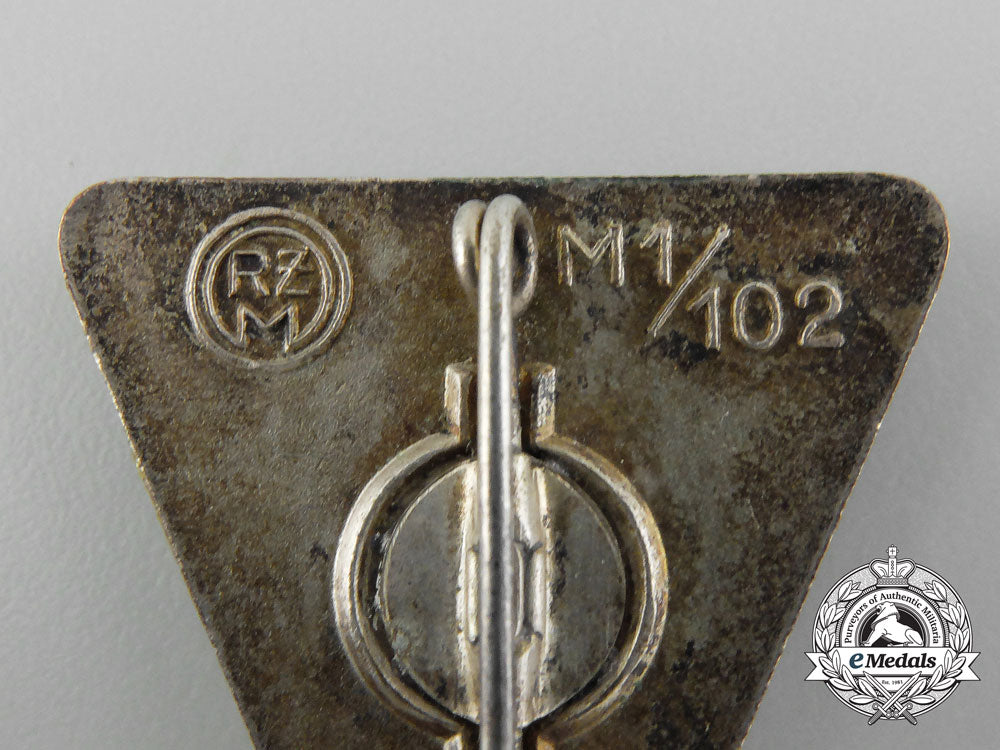 a_lot_of_german_second_war_stickpins_and_badges_c_0780
