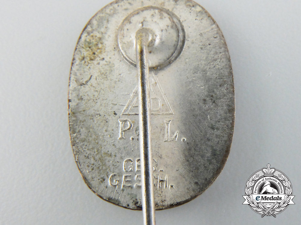 a_lot_of_german_second_war_stickpins_and_badges_c_0782