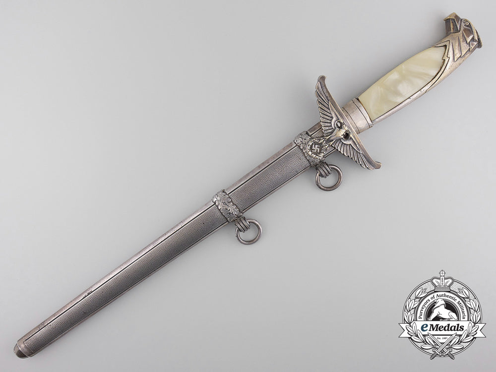 a_government_official's_dagger_by_alcoso(_coppel_alexander{_alcoso}_solingen)_c_0891