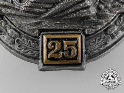 a_bronze_grade_tank_badge_by_gustav_brehmer;_special_grade25_c_0973