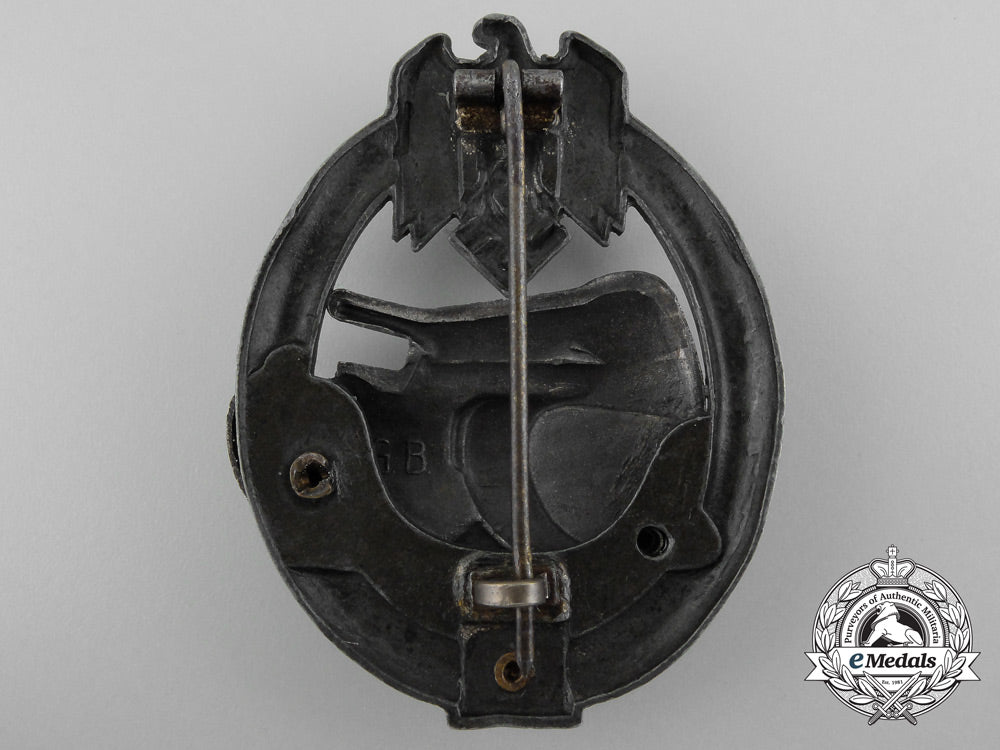 a_bronze_grade_tank_badge_by_gustav_brehmer;_special_grade25_c_0974