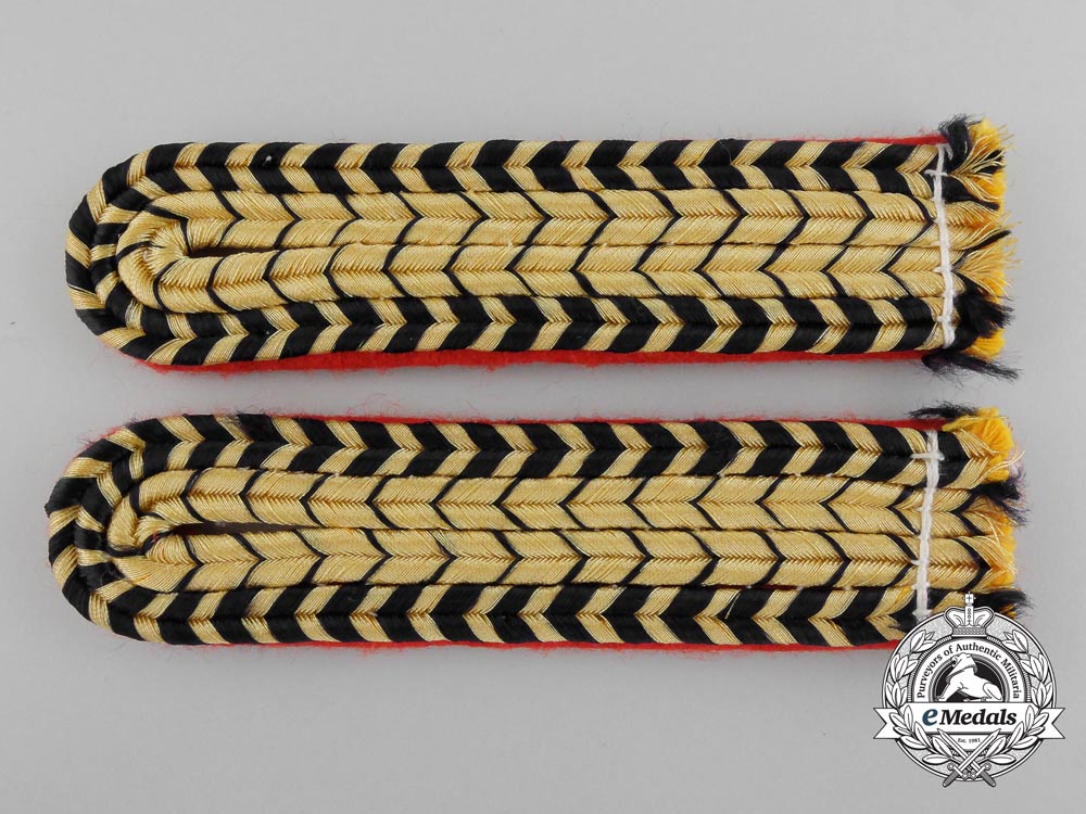 a_set_of_deutsche_reichsbahn_official’s_shoulder_boards_c_1048