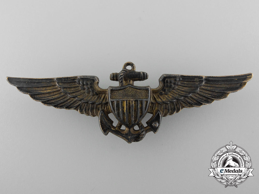 united_states._a_naval_aviation_pilot_badge_by_the_h&_h_hilborn_company,_c.1918_c_1138