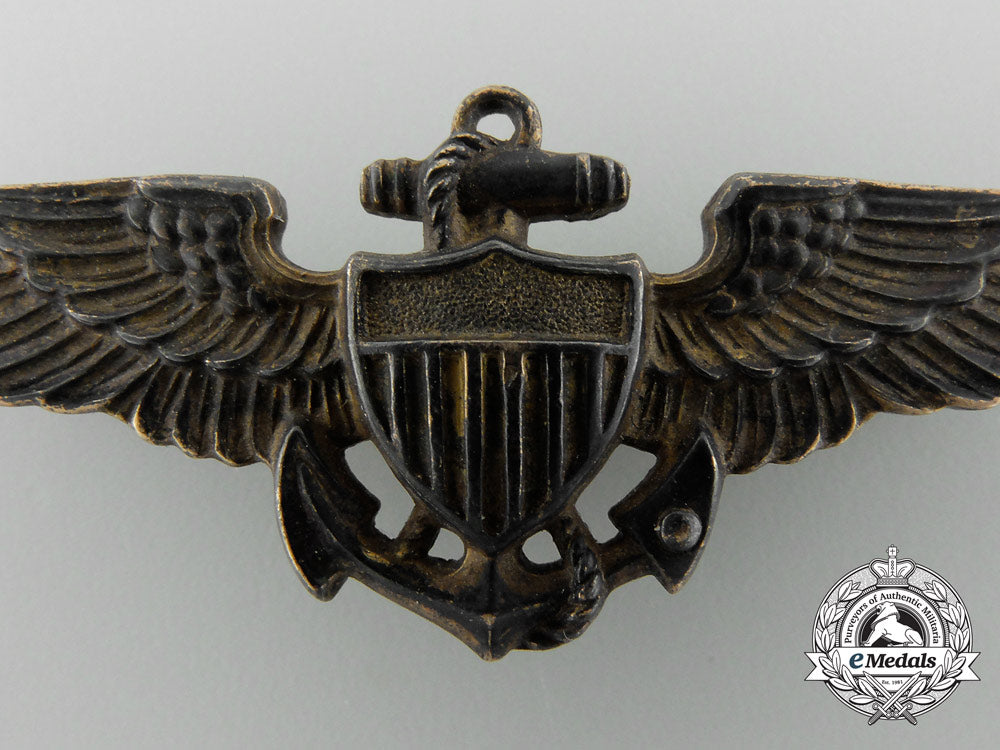 united_states._a_naval_aviation_pilot_badge_by_the_h&_h_hilborn_company,_c.1918_c_1139
