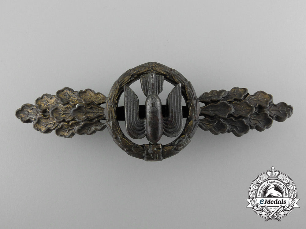 a_bronze_grade_luftwaffe_squadron_clasp_for_bombers_by_osang_c_1437