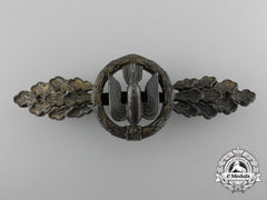 A Bronze Grade Luftwaffe Squadron Clasp For Bombers By Osang