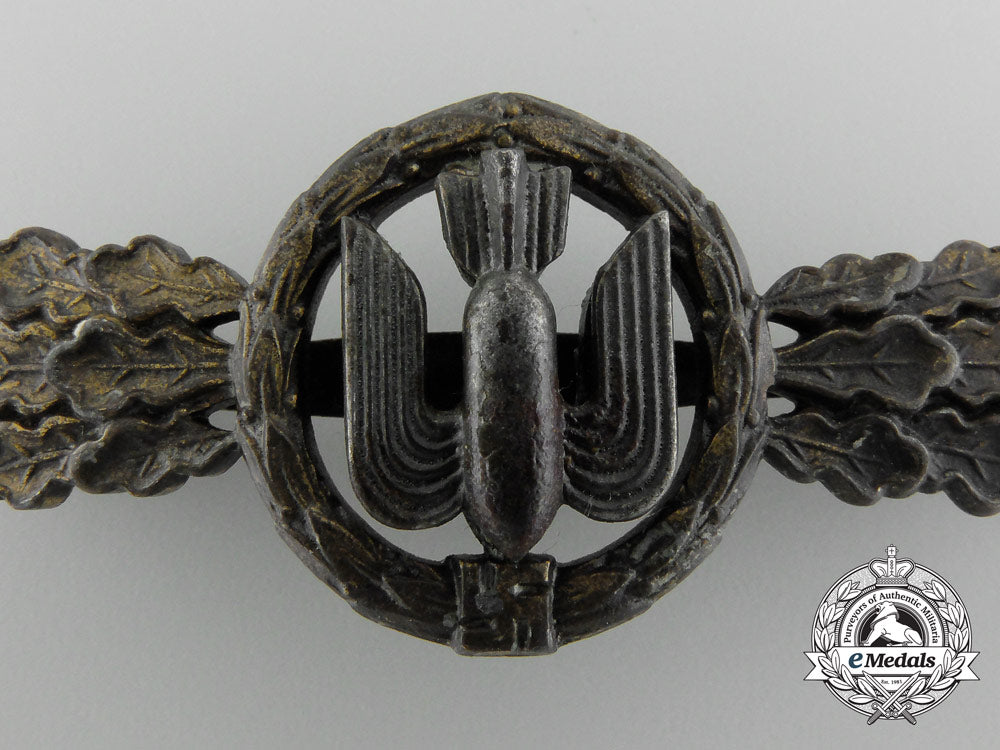 a_bronze_grade_luftwaffe_squadron_clasp_for_bombers_by_osang_c_1438