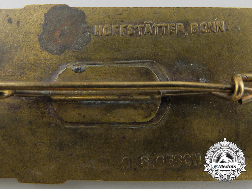 a1932_hj_celebration_badge_c_1542