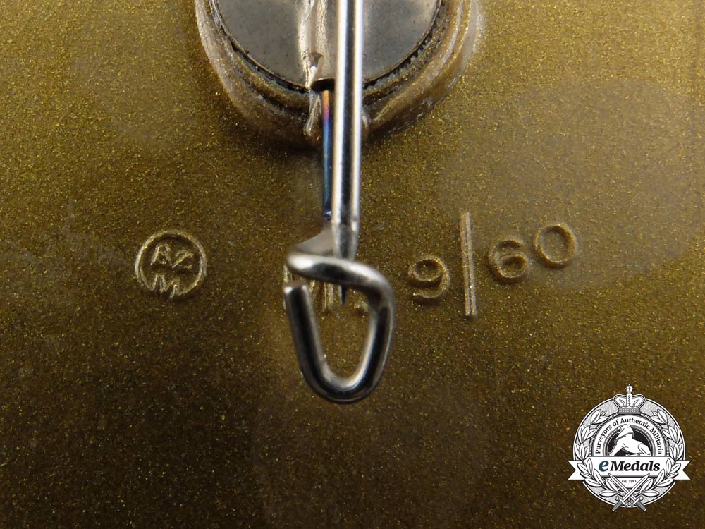 a1939_nsdap_wolfenbüttel_district_diet_badge_c_1546