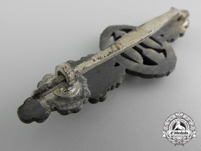 a_silver_grade_short-_range_luftwaffe_day_fighter_clasp_by_g.h._osang,_dresden_c_1681