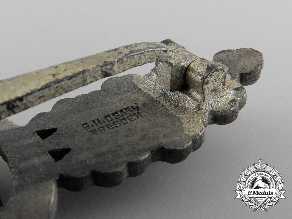 a_silver_grade_short-_range_luftwaffe_day_fighter_clasp_by_g.h._osang,_dresden_c_1683