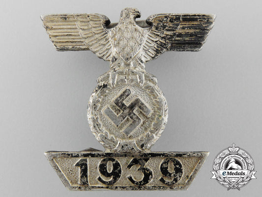 a_clasp_to_the_iron_cross1939_by_wilhelm_deumer;_second_class_c_1899