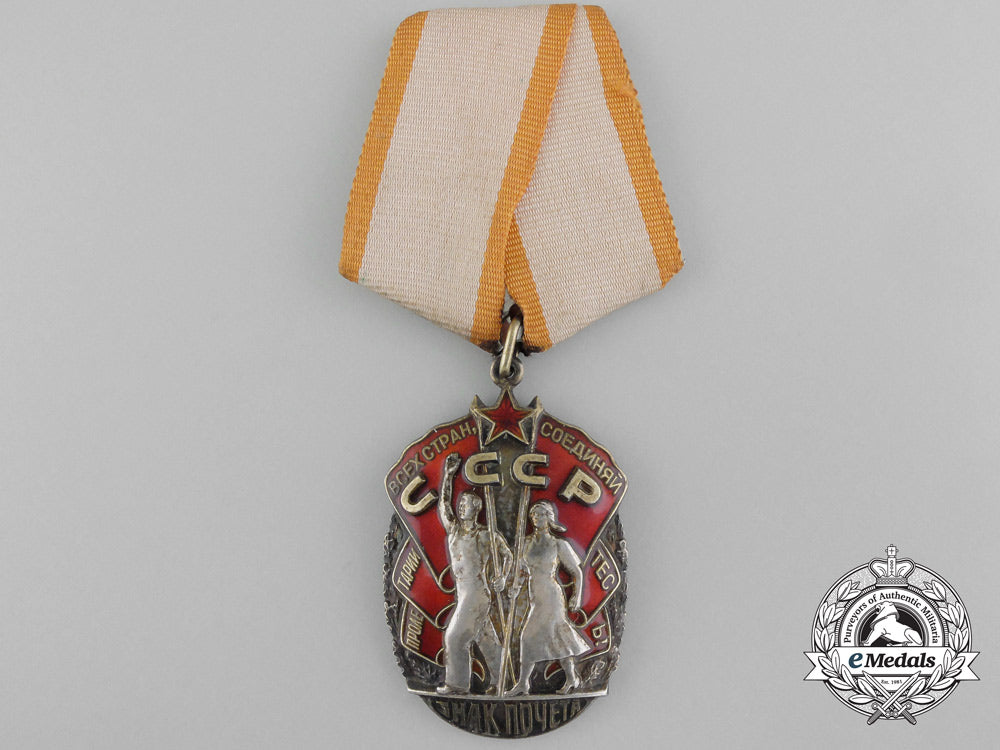 a_soviet_order_of_the_badge_of_honour_c_2527