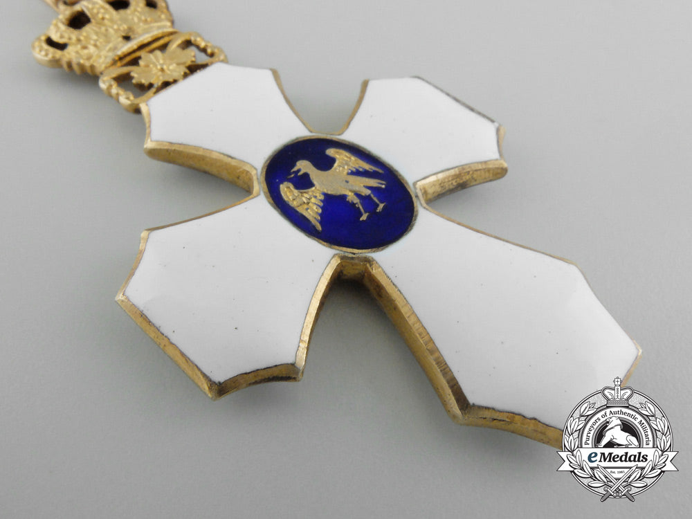 iceland._an_order_of_the_falcon,_type_i_with_royal_crown,_c.1930_c_2686_1_1_1_1_1_1