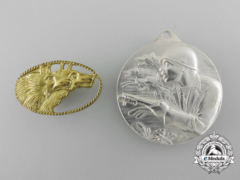 a_second_war_italian77_th_infantry_greek_campaign_medal_with_badge_c_2763
