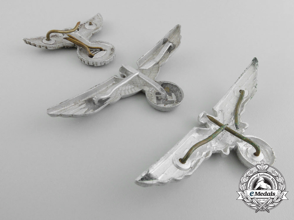 a_lot_of_three_german_eagle_cap_badges_c_3077
