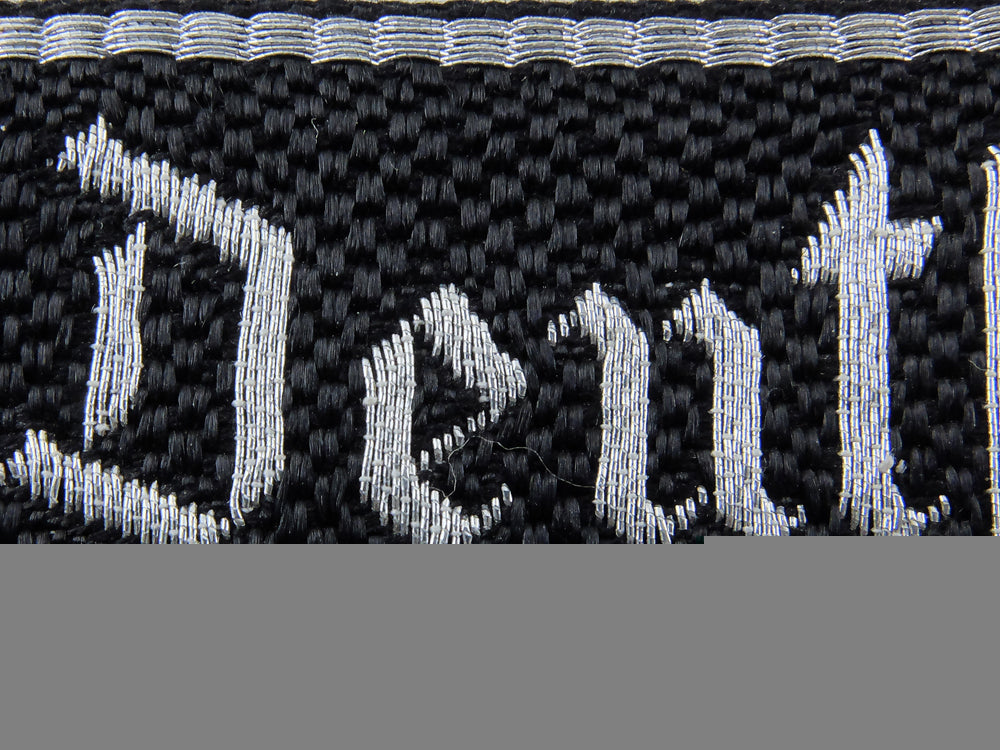 a_mint_ss_deutschland_officer’s_cufftitle_c_326