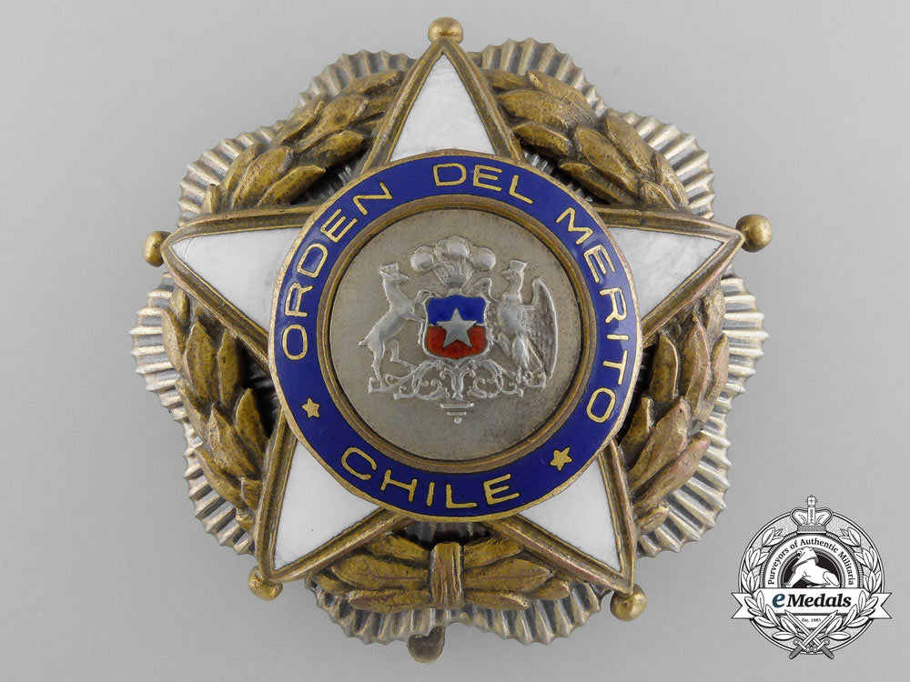 a_chilean_order_of_merit;_breast_star;_fifth_period_c_3637