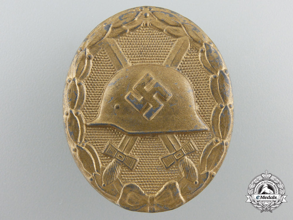 a_gold_grade_wound_badge_c_395