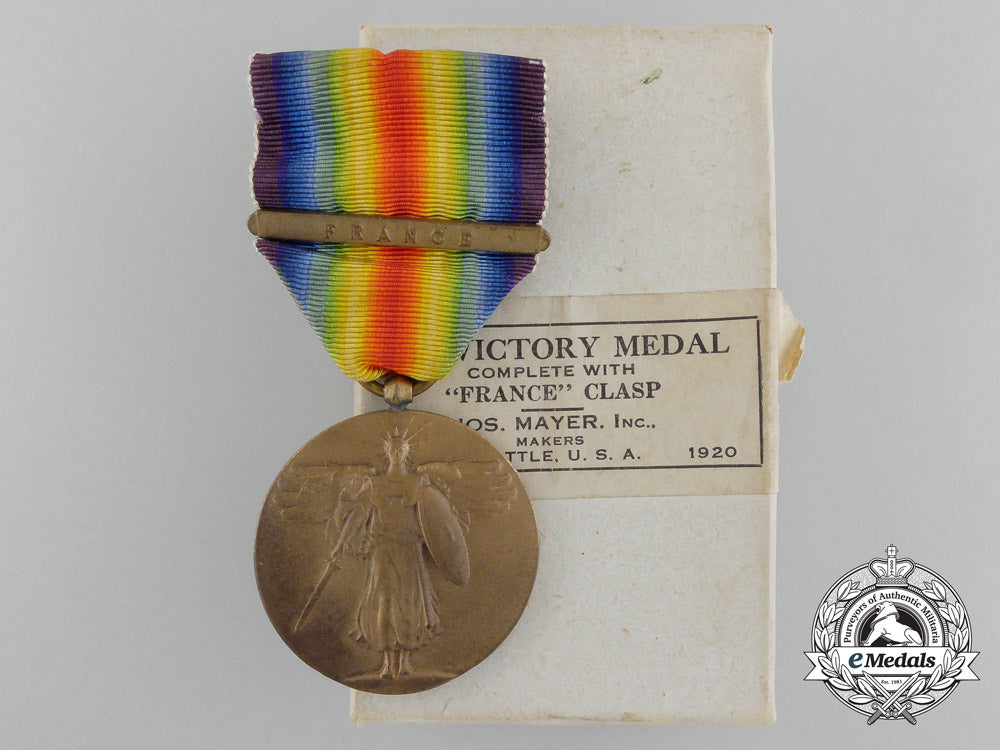 a_first_war_victory_medal_with_france_clasp_with_box_c_3991