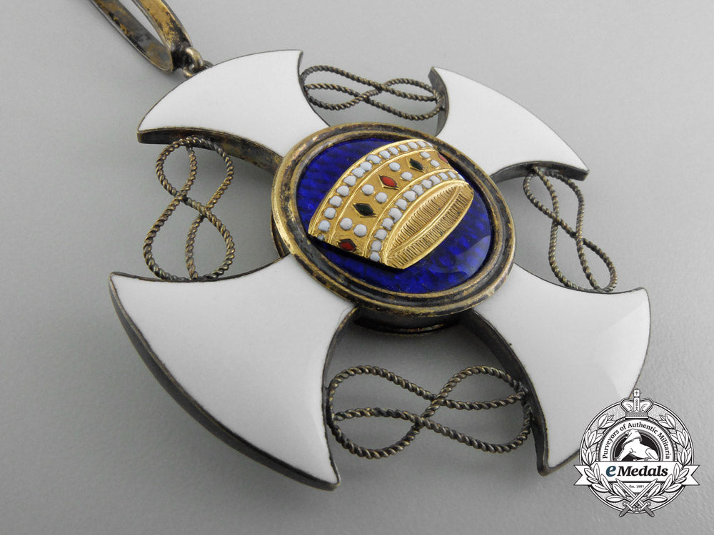 an_order_of_the_crown_of_italy;_commander_with_case_c_4006
