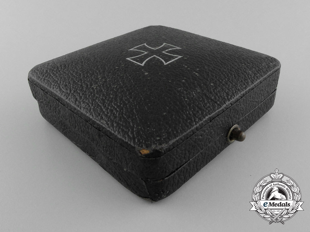 a_mint_iron_cross_first_class1939_with_case_c_4155_1