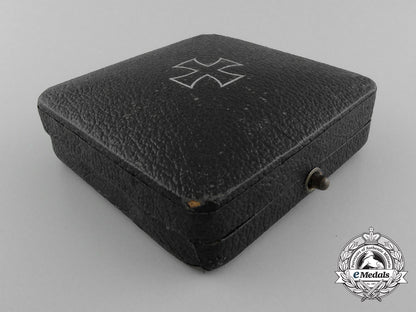 a_mint_iron_cross_first_class1939_with_case_c_4155_1