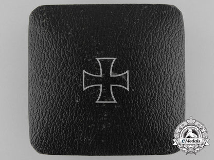 a_mint_iron_cross_first_class1939_with_case_c_4163_1