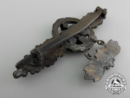 germany,_luftwaffe._a_squadron_clasp_for_figher_pilot's,_gold_grade,_by_rudolf_karneth_c_4513_1