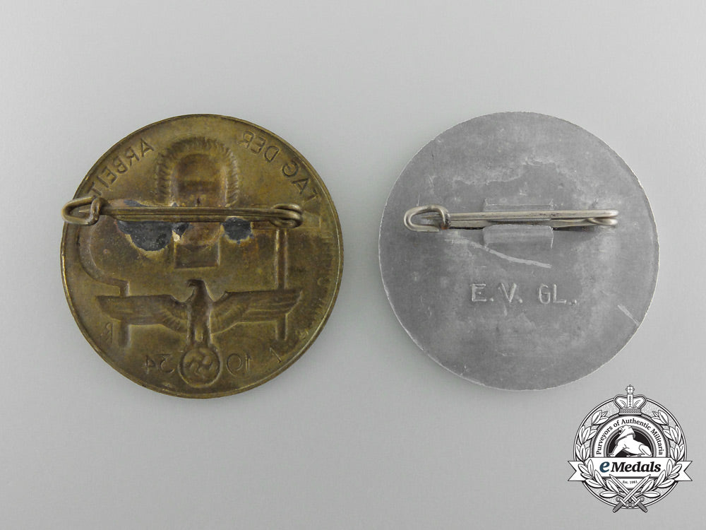 a_lot_of_two_day_of_work_badges_c_4601