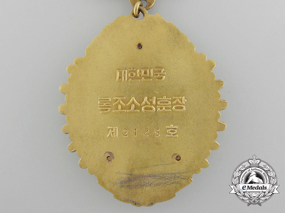 a_korean_order_of_civil_merit;4_th_class(_mongnyeon_medal)_c_4760_1