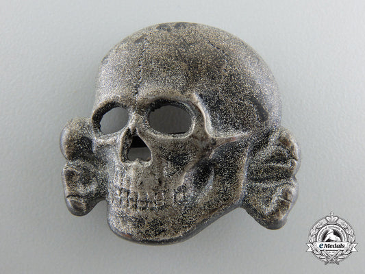 an_ss_cap_skull_by_deschler&_sohnvery_c_477