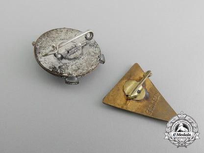 a_lot_of_two_german_civilian_badges_c_4822
