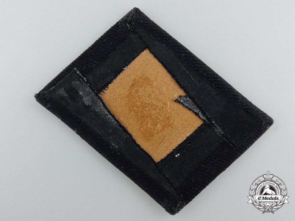 a_waffen-_ss_em/_nco’s_runic_collar_tab_c_502