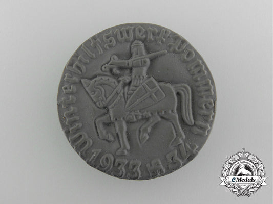 a1933/34_pommern_winter_relief_of_the_german_people_badge_c_5065