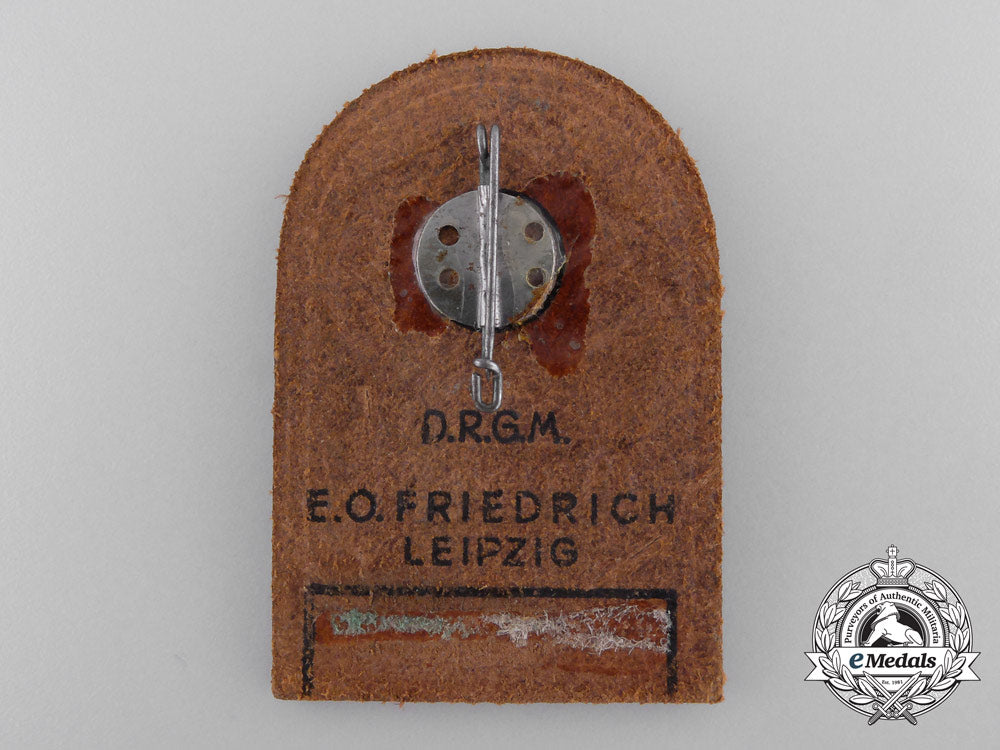 a1935_national_socialist_league_of_the_reich_for_physical_exercise_event_badge_by_e.o._friedrich_c_5172