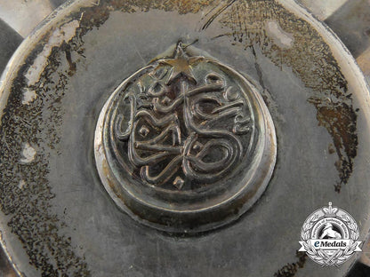 turkey,_ottoman_empire._an_order_of_medjidie(_mecidiye),_breast_badge_by_godet_c_5272_1