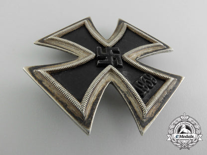 an_iron_cross_first_class1939_by_p._meybauer,_berlin_c_5437