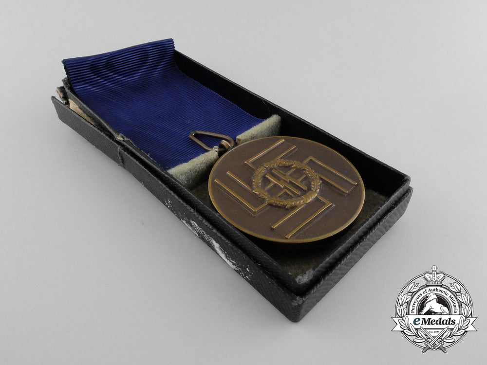 an_ss_eight_years’_faithful_service_award_with_box_by_deschler_c_5525
