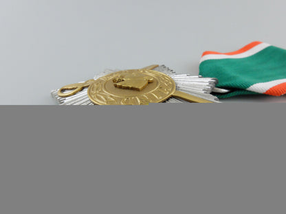 an_order_of_azad_hind;_second_class_star_with_case_by_rudolf_souval_c_566