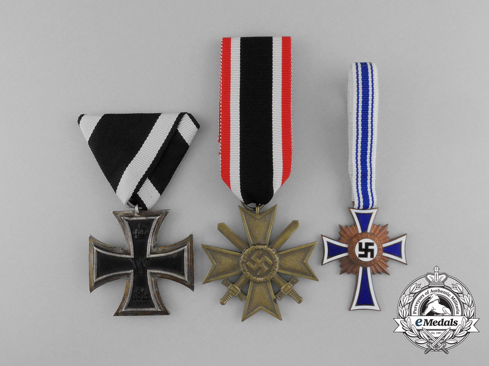a_lot_of_three_german_medals_and_awards_c_5766