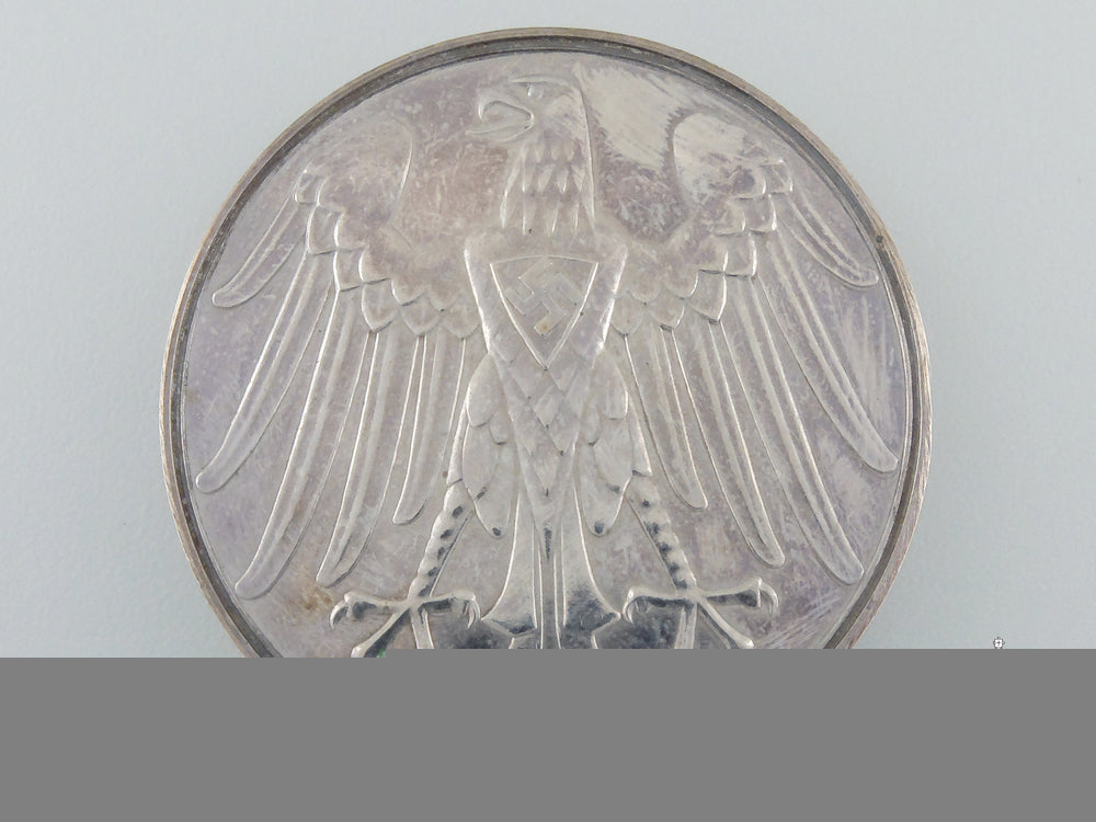 an_nsdap_lifesaving_medal_with_case_by_deschler&_sohn_c_581