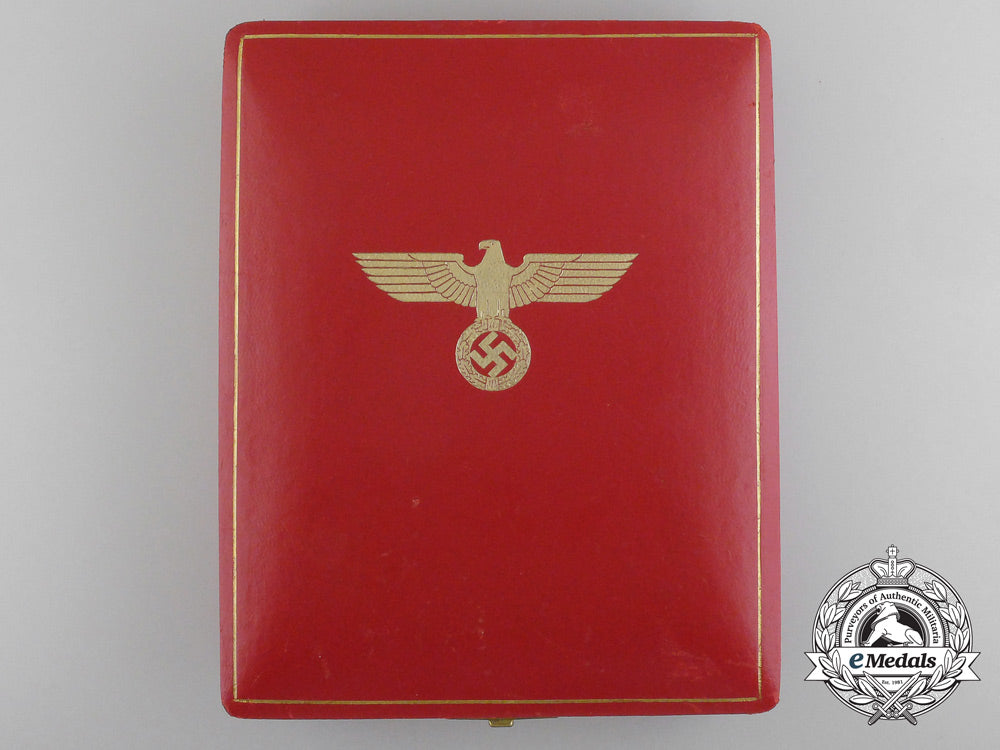a_german_eagle_order_first_class_with_case_by_godet_c_6068